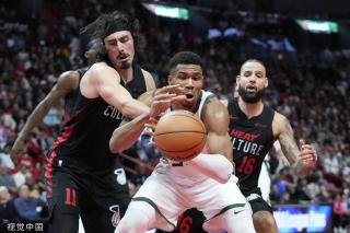 足球运动员 足球运动员