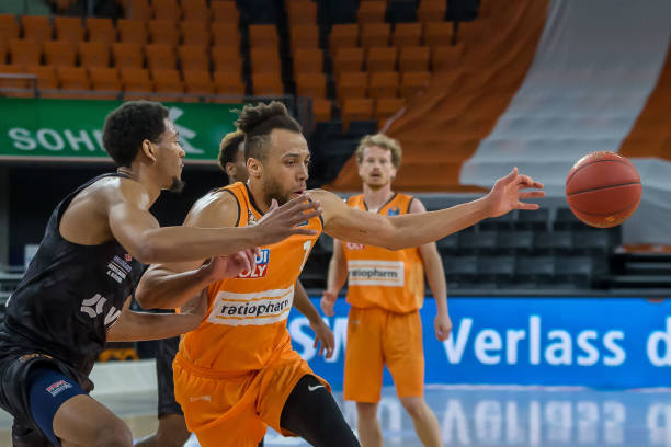 堪称一场跨 堪称一场跨