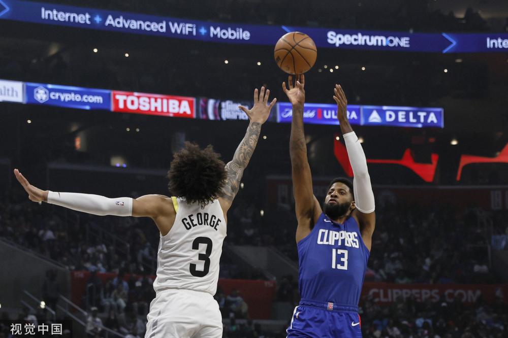 詹姆斯都有 詹姆斯都有