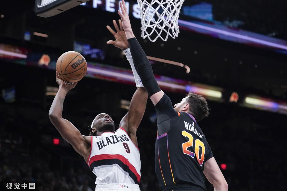 强调情商在 强调情商在